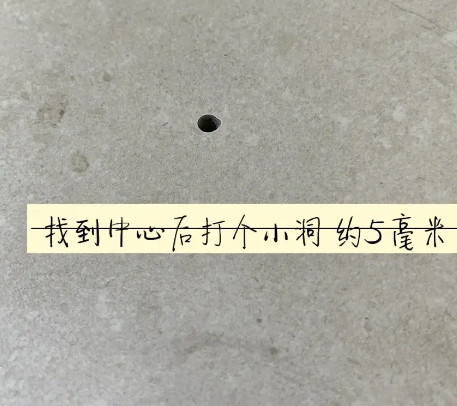 宁远瓷砖空鼓维修公司专业解答在瓷砖铺贴过程中，如果砂料搅拌不均匀，将会带来以下问题